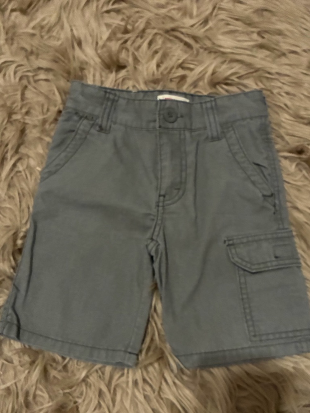 LEVI’S toddler boys 2T gray cargo shorts adjustable waist EXCELLENT CONDITION